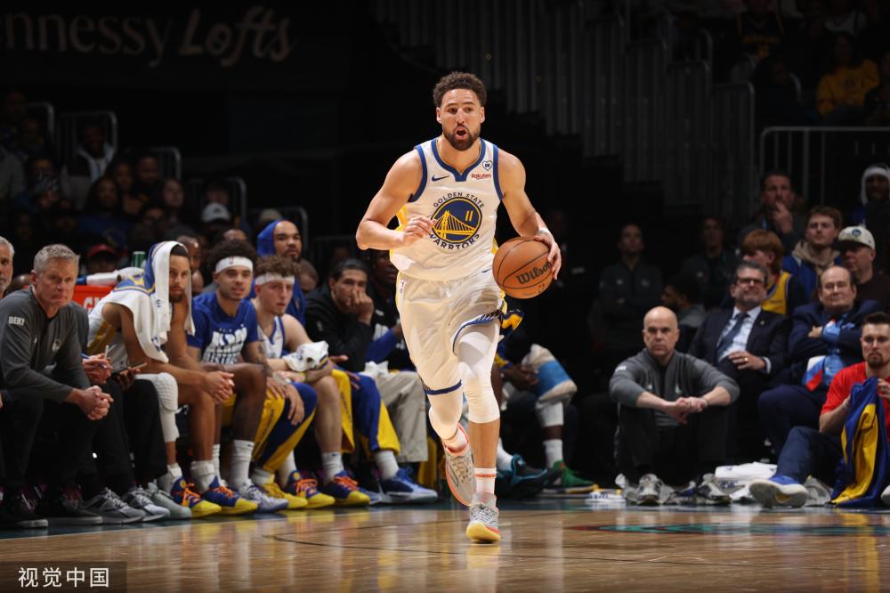 在边路的突 在边路的突